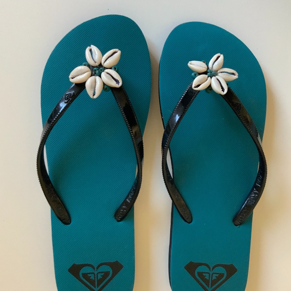 ROXY FLIP FLOPS
